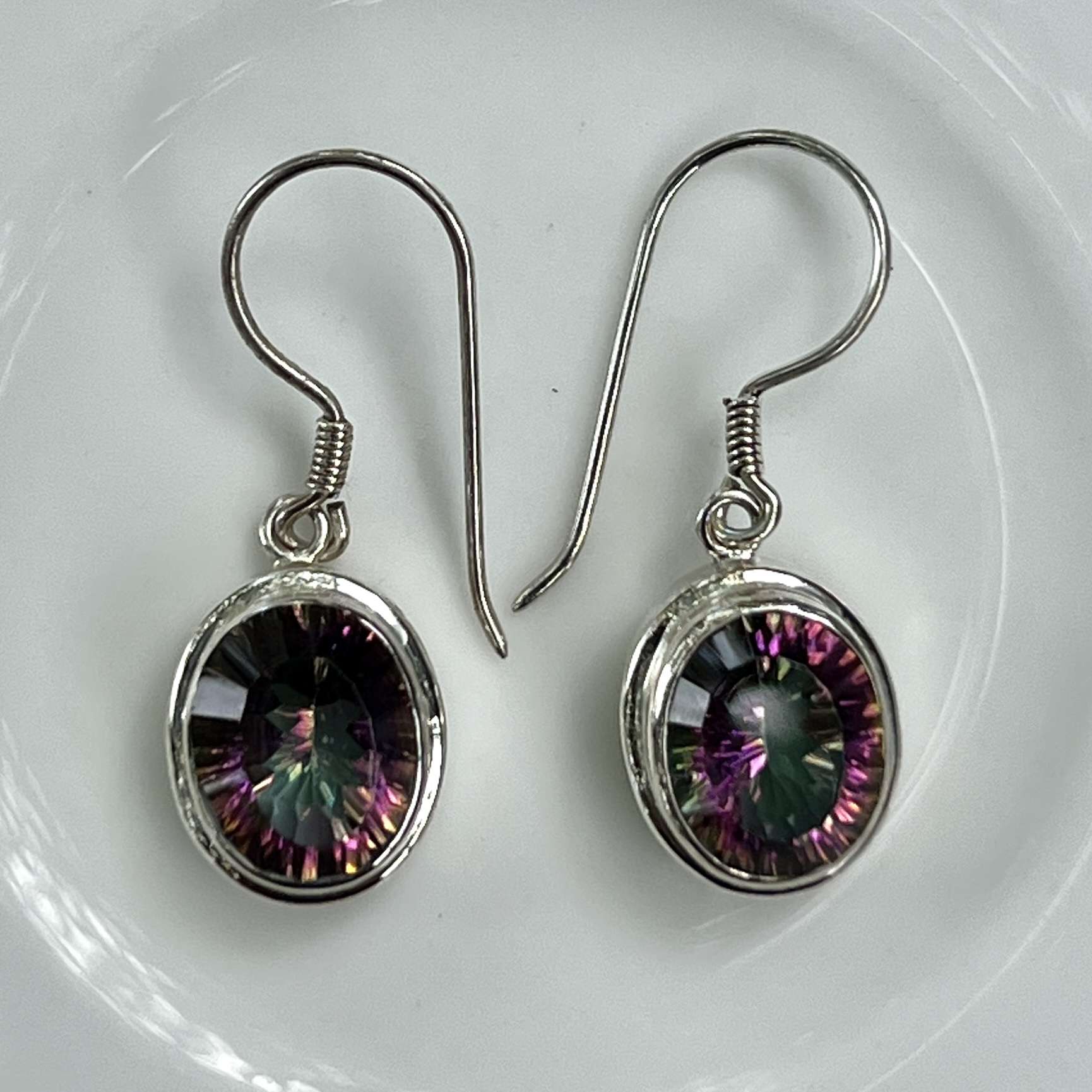 (HANDMADE 925 BALI STERLING SILVER EARRINGS WITH MYSTIC TOPAZ)